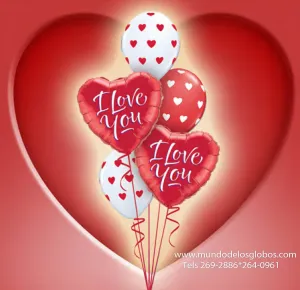 Bouquet de Corazones I Love You con Corazoncitos Rojos y Blancos