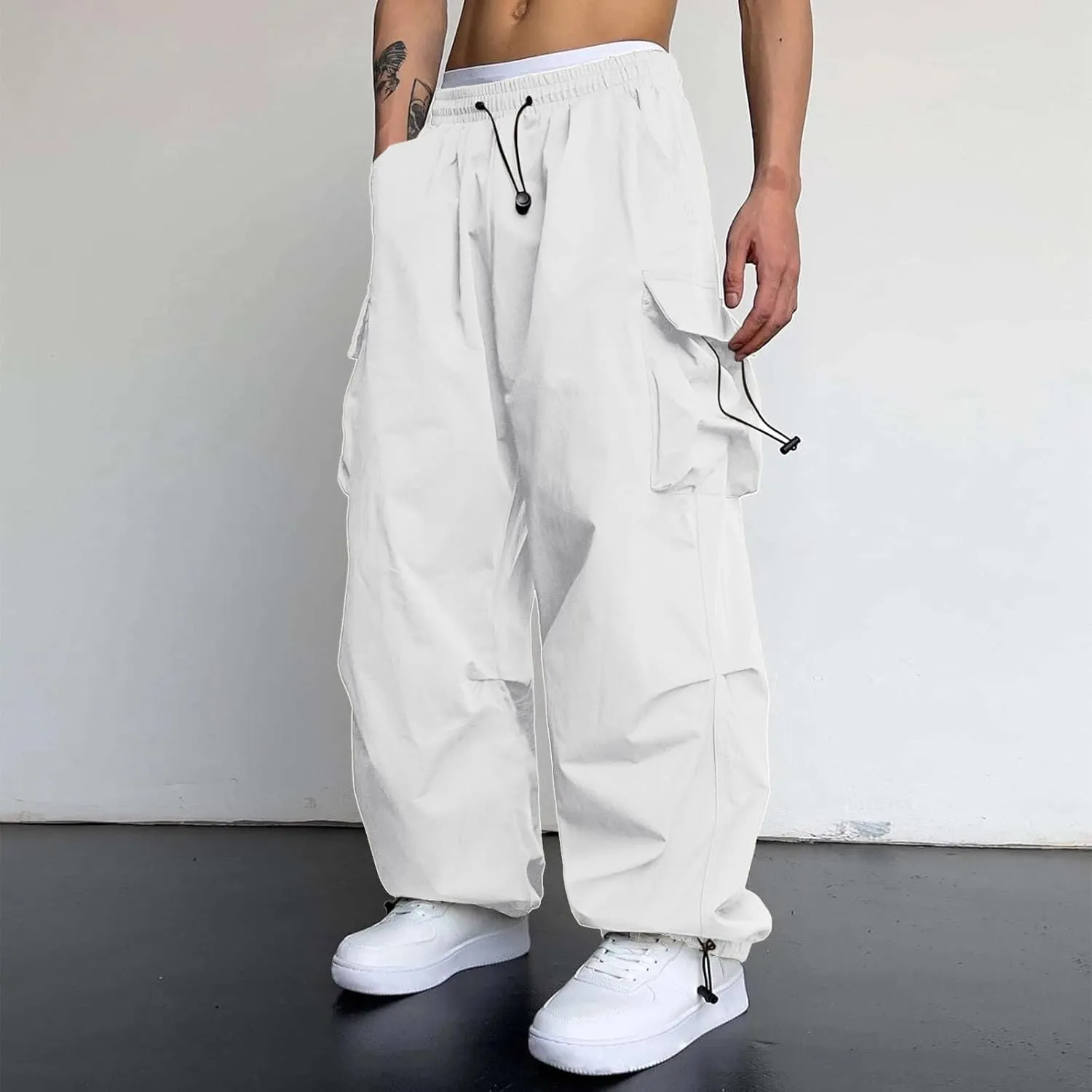 Mens Baggy Cargo Pants Trendy Casual Parachute Pants Loose Fit Harem Joggers for Streetwear Y2k Clothes with Pockets