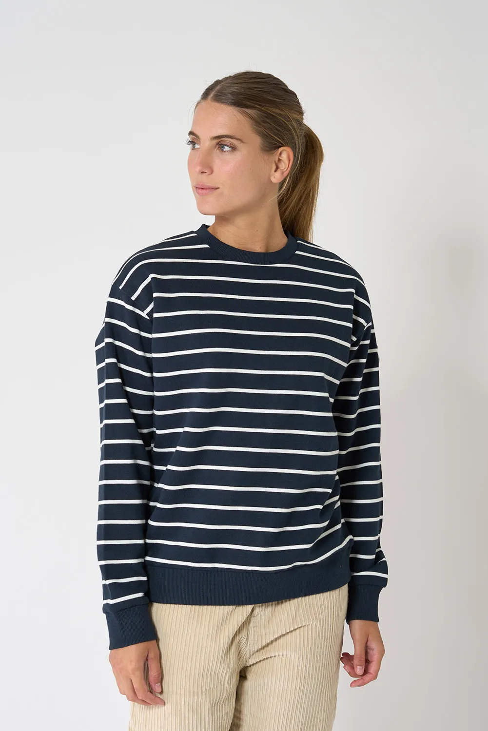 Sudadera de felpa con raya y detalle de ancla