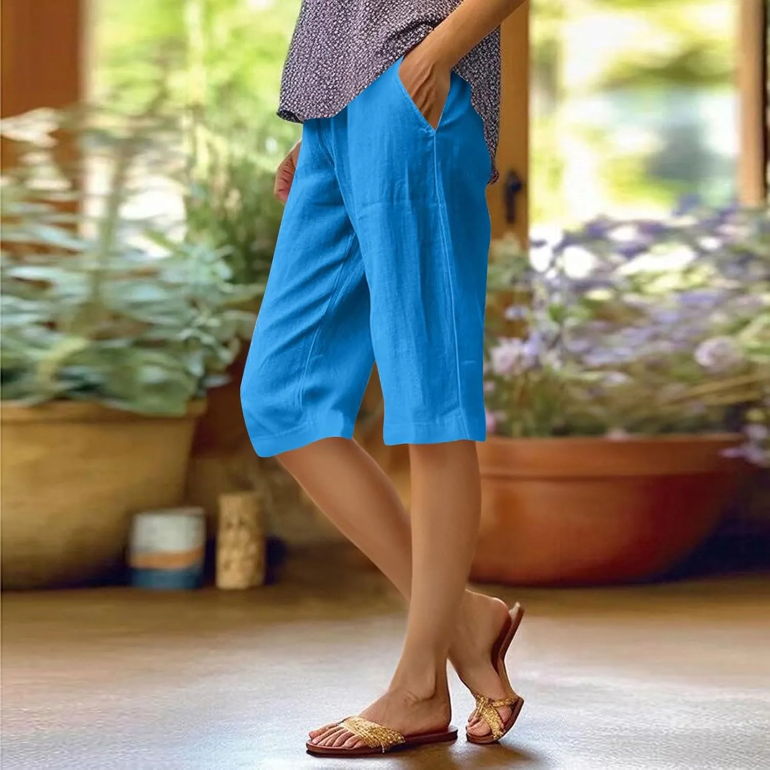 Women's Bermuda Shorts Cotton Linen Knee Length Shorts Casual Lightweight Summer Loose Beach Pants with Pockets